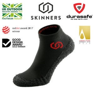 SKINNERS Socks Shoes Black Red